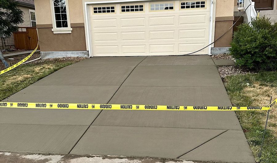 Driveway Resurfacing Tips to Boost ROI for Real Estate Investors